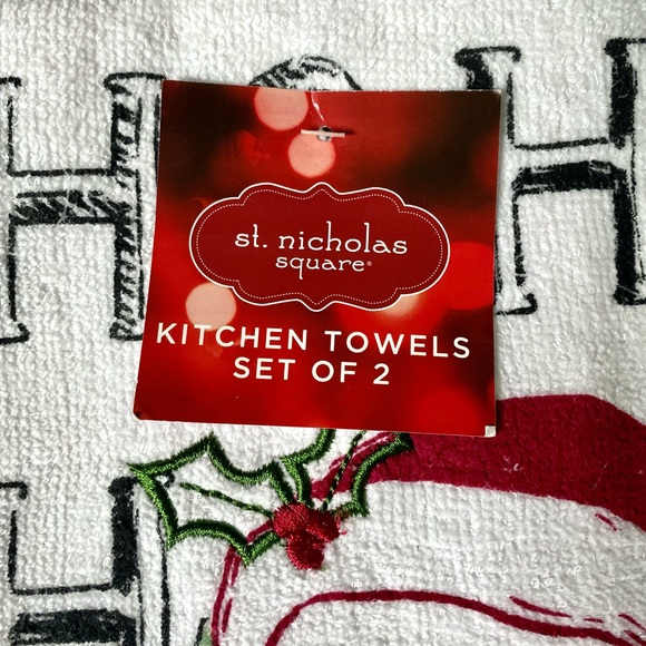 St. Nicholas Square Santa Kitchen Towels - 2 pk - Picture 2 of 4